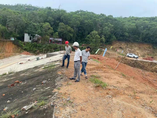 抗擊臺風“查帕卡” 市水利局在行動157.png