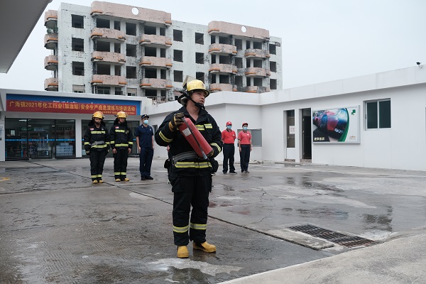 廣海鎮開展2021年化工行業（加油站）安全生產應急演練與培訓4.JPG