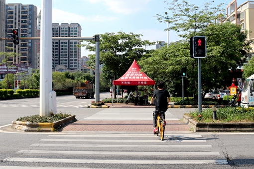 闖紅燈行為 IMG_9556_副本.jpg