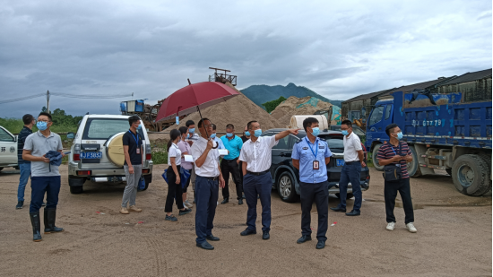 重拳整治非法洗砂洗泥  全力守護(hù)臺(tái)山碧水清波222.png