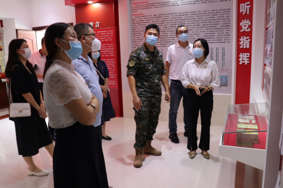 雙擁在基層 佳節送愛心361.png