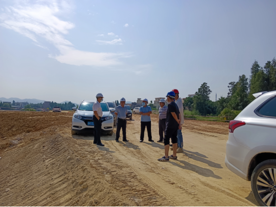 開(kāi)展“雙節(jié)”安全檢查 筑牢水利安全防線339.png