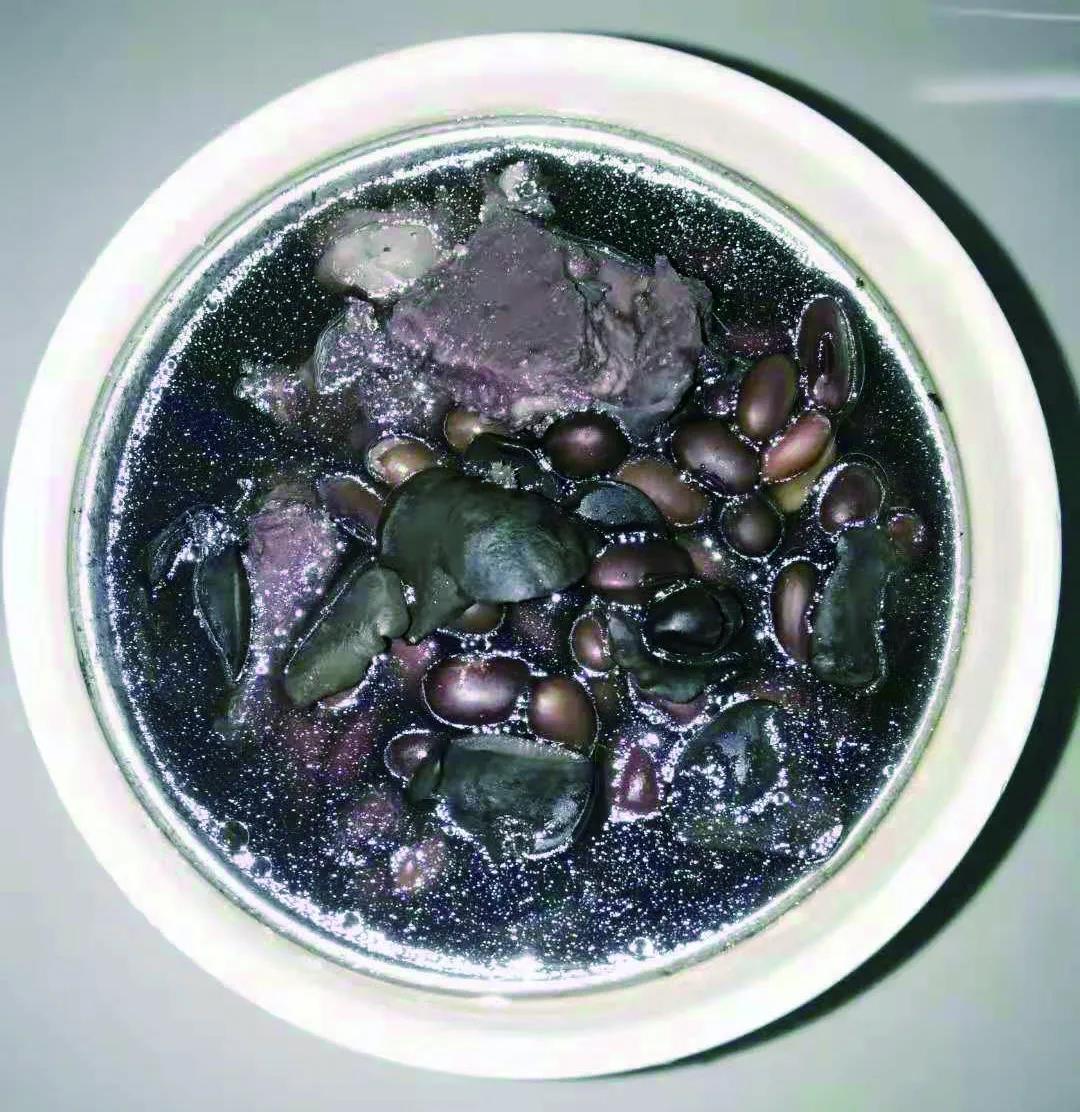 臺(tái)山黑豆塘鲺湯（臺(tái)山市沖蔞鎮(zhèn)政府供圖）.jpg