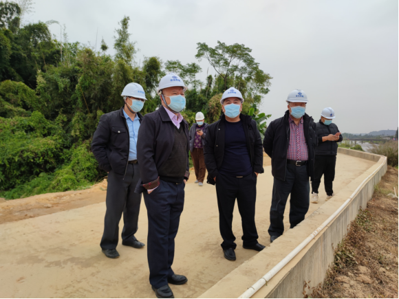 江門市水利局檢查組到我市開展“奮戰三十天 全年保平安”攻堅行動暨元旦節前水利行業安全防范綜合大檢查353.png