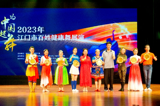 頒獎(jiǎng) (2).jpg