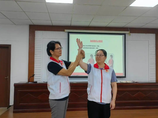 a3ad36004865cd9cf94e7a92e7947906.jpg 圖片