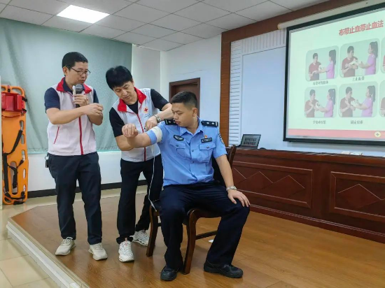 4e4142f59fd5a0d261aef5e96161b2bc.jpg 圖片