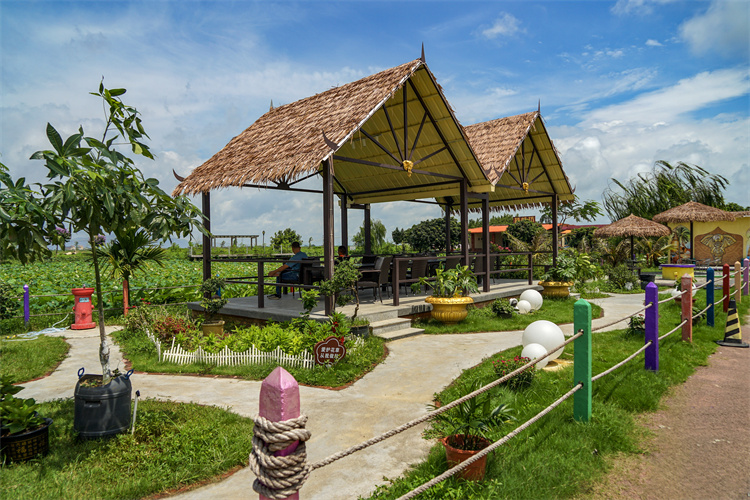 優(yōu)閑的旅游勝地 ( 葉彩玲)  五豐村.jpg