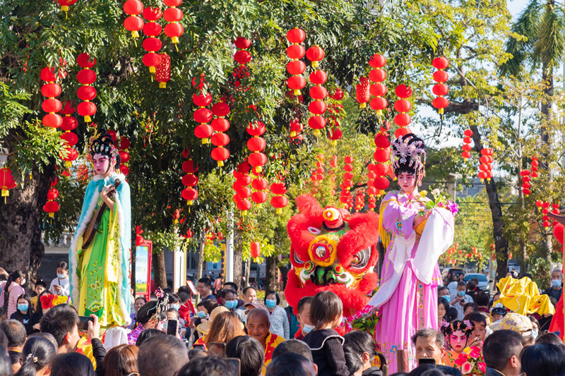 斗山飄色巡游 攝影:曾浩年 單位:臺山融媒體中心.jpg