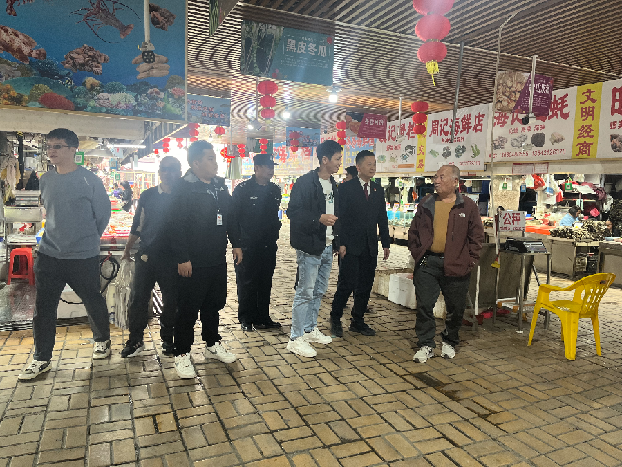 3 巡查農貿市場.jpg